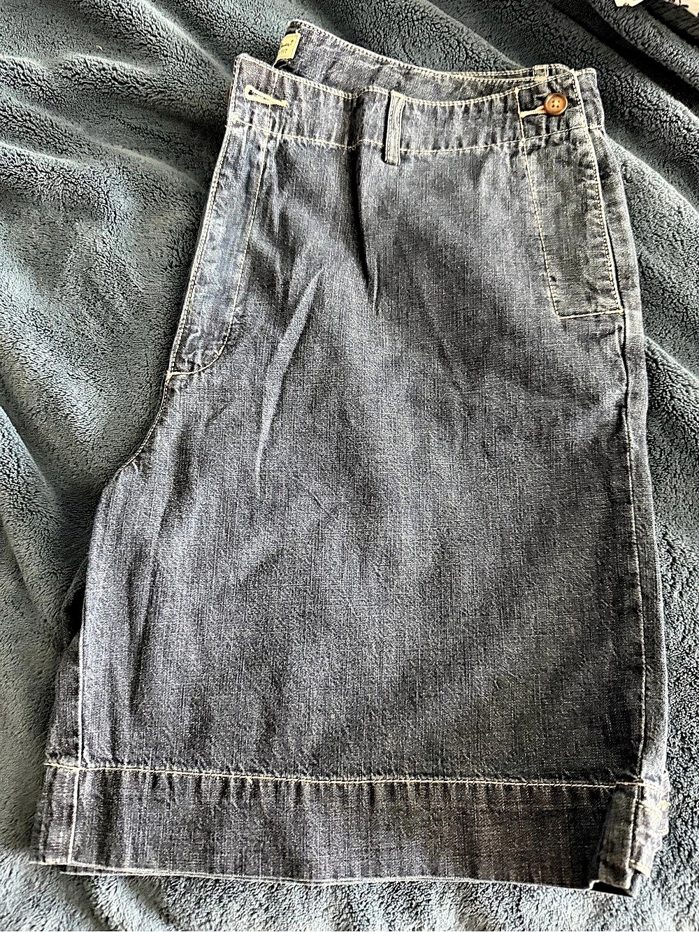 Eddie Bauer Vashon Fit Women's Denim Bermuda Shorts Size 16 NWT